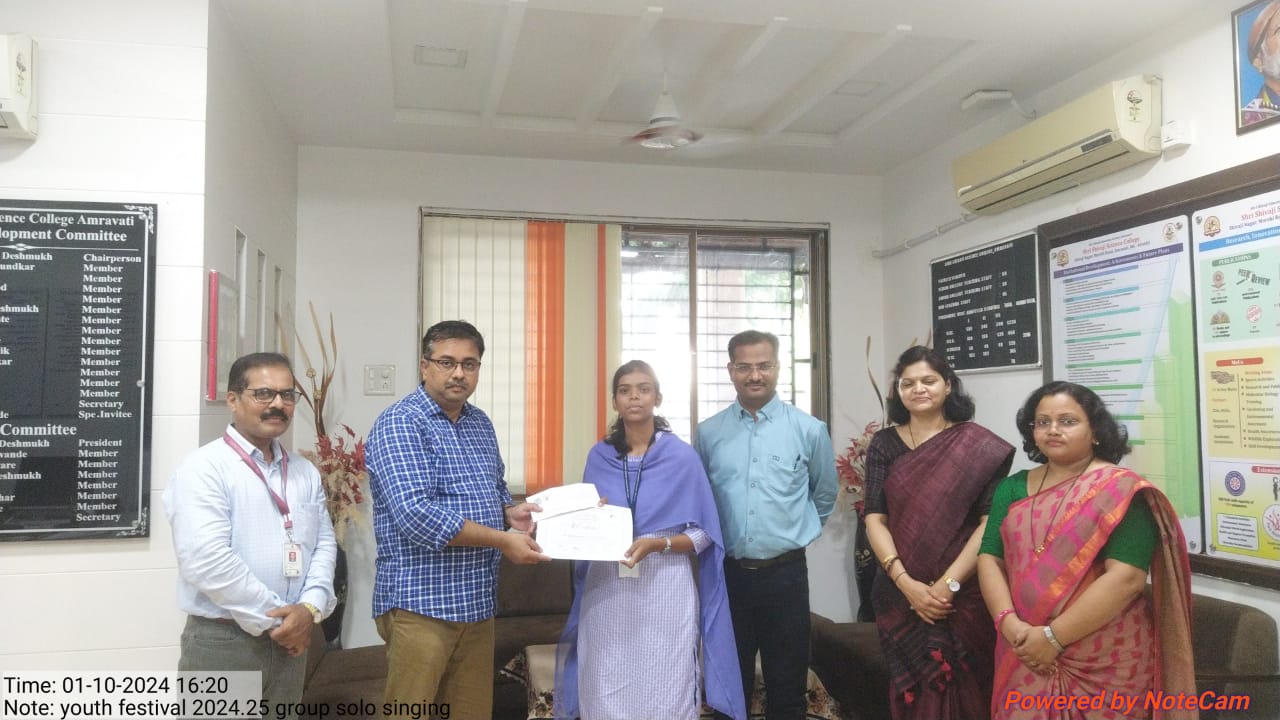 Prize distribution at the hands of Hon